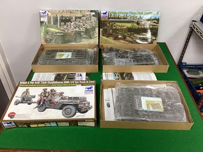 Lot 816 - Three 1:35th Scale Plastic Model Military...