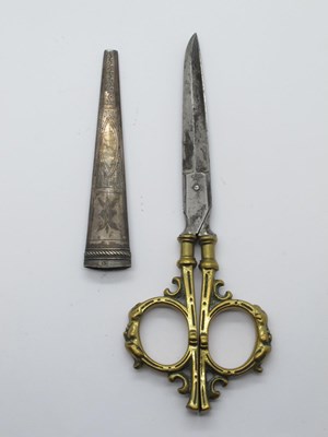 Lot 126 - Scissors around 1900 brass and steel with face...