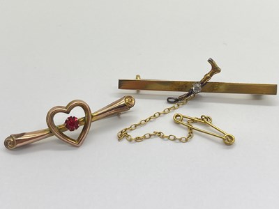 Lot 71 - A Diamond Set Riding Crop Bar Brooch, the...