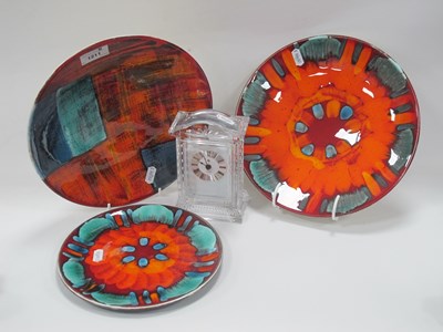 Lot 1211 - Poole Pottery Circular Dishes in Traditional...