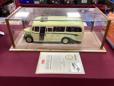 Lot 900 - A Sun Star 1:24th Scale Diecast Model Bedford...