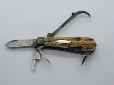 Lot 180 - Coachmans knife, three blades (two blades have...