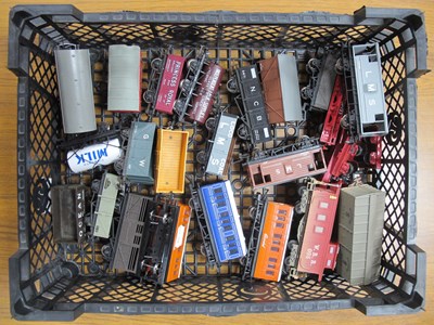 Lot 449 - Twenty-One 'OO' Gauge/4mm Items of Unboxed...