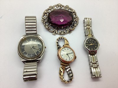 Lot 112 - A Vintage 9ct Gold Cased Ladies Wristwatch, on...