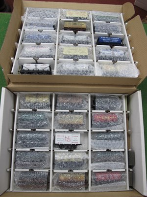 Lot 636 - Thirty OO Gauge/4mm Unboxed Items of Mainly...