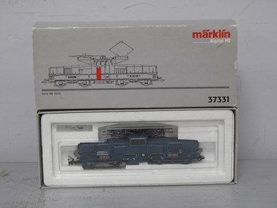 Lot 781 - A Marklin Three Rail HO Gauge Ref No. 37331...