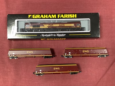 Lot 753 - A Graham Farish 'N' Gauge/2mm Ref No 371-375...