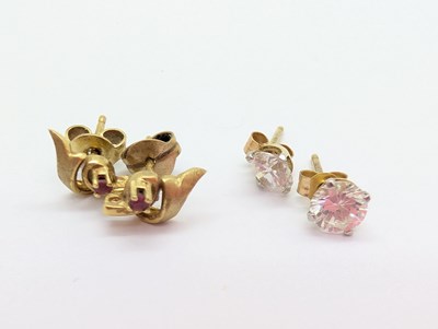 Lot 65 - A Pair of 9ct Gold Stone Set Earstuds, of...