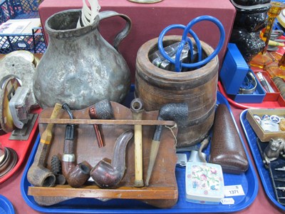 Lot 1371 - Smokers Pipes in Rack. Wedgwood 'Sarah'...