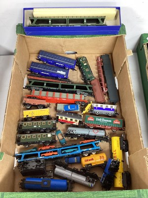 Lot 342 - A Quantity of HO Scale Continental Rolling...