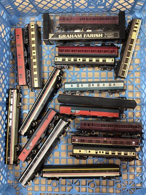 Lot 357 - Seventeen N Gauge British Outline Coaches and...