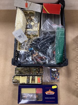 Lot 365 - A Quantity of OO Scale Accessories, including...