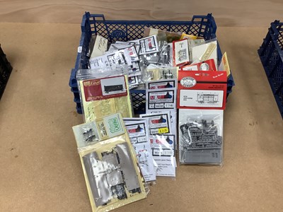 Lot 409 - A quantity of OO scale unbuilt kits including...