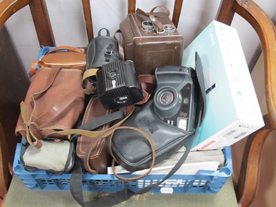 Lot 1006 - Yashica -635 Camera, Canon digital IXUS 70...