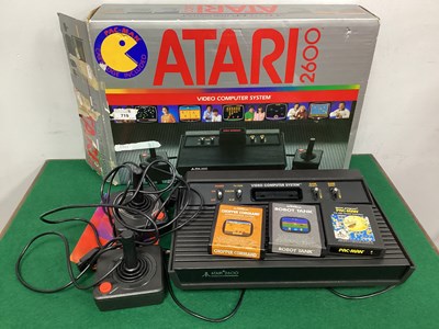 Lot 719 - Retro Gaming Technology: Atari 2600 Video...