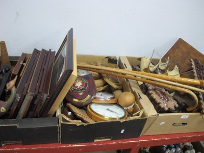 Lot 1042 - Looms, Stanley hand drill, display cases,...