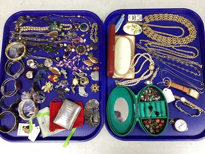 Lot 141 - An Assortment of Costume Jewellery, to include...