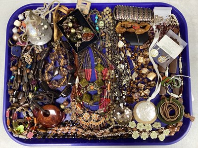 Lot 133 - An Assortment of Modern Costume Jewellery, in...