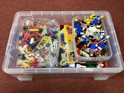 Lot 561 - A Quantity of Loose Lego to include Lego...