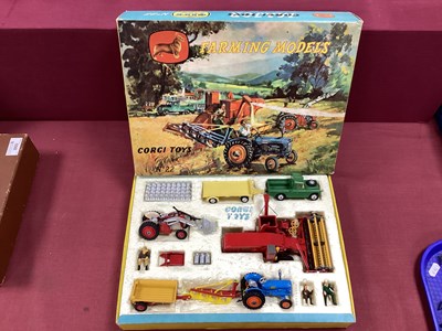 Lot 924 - Original Early Corgi Gift Set No 22 'Farming...