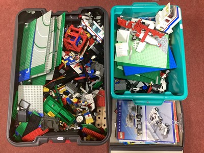 Lot 511 - A Quantity Of Mostly Loose Lego Components...