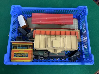 Lot 587 - A quantity of OO Gauge Die-cast and tinplate...