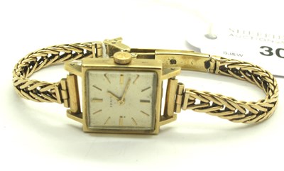 Lot 302 - Zenith; A 9ct Gold Cased Ladies Wristwatch,...