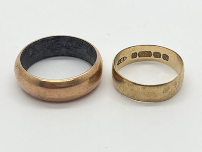 Lot 106 - A 9ct Gold Plain Band, (finger size J1/2),...