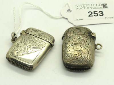 Lot 253 - A Hallmarked Silver Vesta Case, Birmingham...