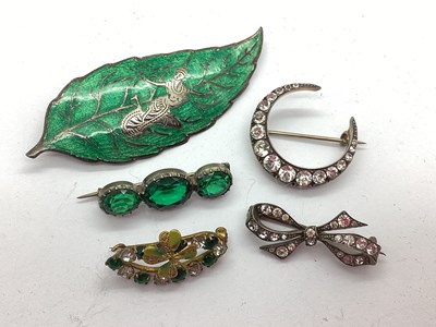 Lot 149 - An Antique Paste Set Crescent Moon Brooch,...