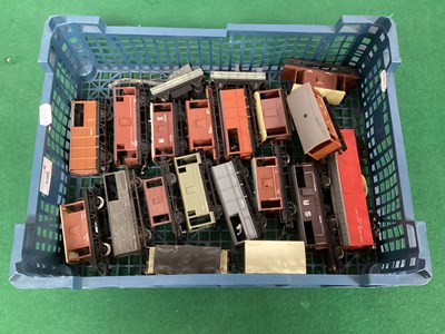 Lot 590 - Approximately Sixteen 00 gauge Brake Vans by...