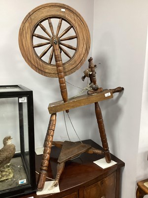 Lot 1556 - XX Century Hardwood Spinning Wheel, on bobbin...