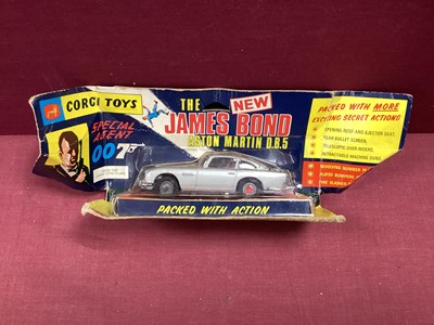 Lot 932 - Original Corgi Toys No 370 James Bond Aston...