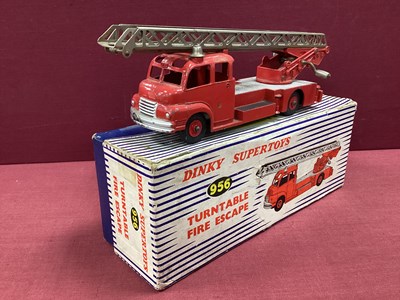 Lot 904 - Dinky Toys No 956 Turntable Fire Escape,...