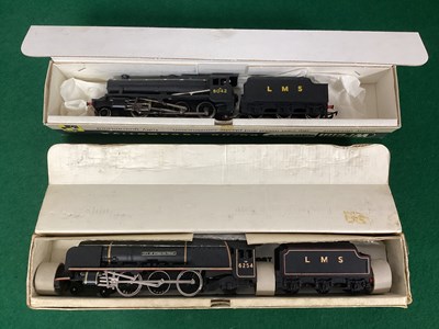 Lot 608 - Two Wrenn 00 Gauge Tender Locomotives in LMS...