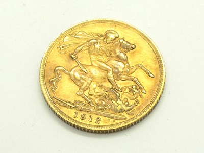 Lot 277 - George V Sovereign, 1912.