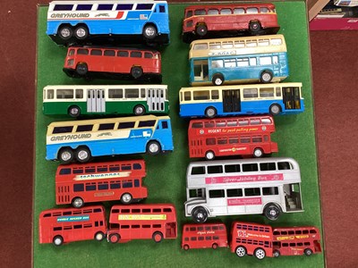 Lot 650 - A Quantity of 1960s and Later Plastic Model...