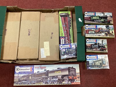 Lot 601 - Nine Original Kitmaster Railway Plastic Kits,...