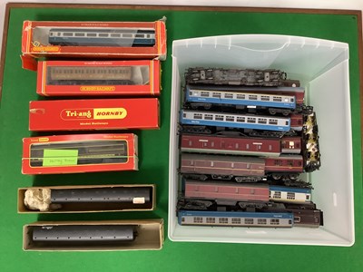 Lot 762 - Twenty Five OO Gauge/4mm Mainly Unboxed...