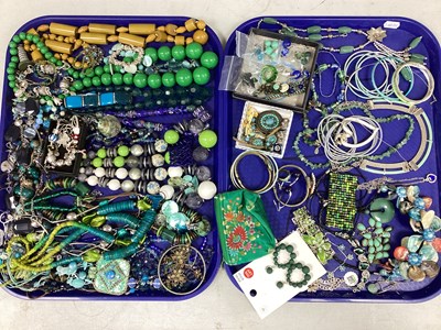 Lot 119 - Assorted Modern Costume Jewellery, in hues of...