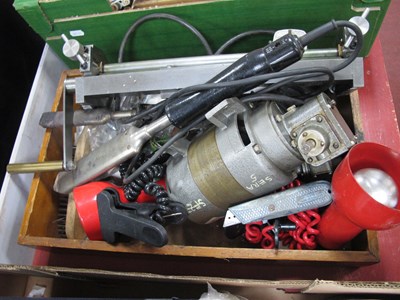 Lot 1082 - Framco S464 & F3230 Motors, lights, steel...