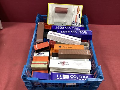 Lot 768 - A Good Quantity of OO Gauge/4mm Containers,...