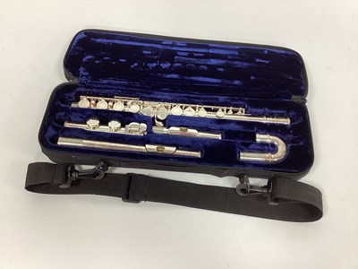 Lot 1399 - A Trevor J. James Flute, model TJ10 X111, No...