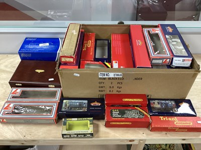 Lot 658 - A Quantity of Good Empty Locomotive Boxes,...