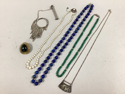 Lot 173 - An Assortment of Vintage and Later Jewellery,...