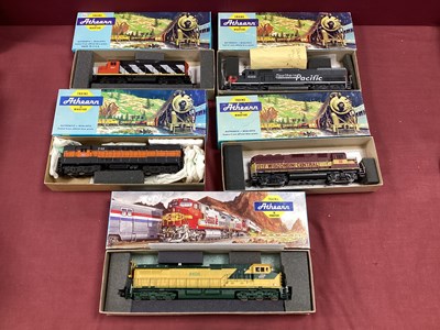 Lot 774 - Five Athearn HO Gauge U.S.A Outline Boxed...