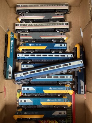 Lot 493 - A Quantity of OO Gauge Class 43 Intercity 125...