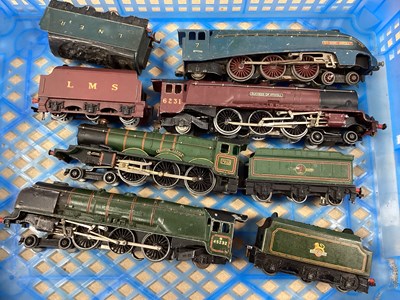 Lot 507 - Four Hornby Dublo Three Rail Post War...