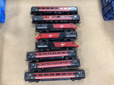 Lot 546 - Hornby OO Gauge HST Vehicles in Virgin Livery...