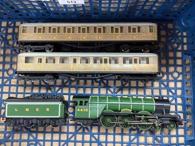 Lot 513 - Hornby OO Gauge 4-6-2 Flying Scotsman Tender...